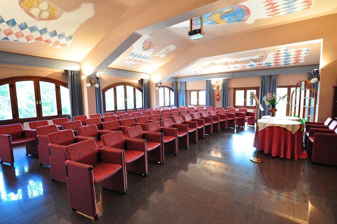 Leo Hotel Leonessa Zewnętrze zdjęcie