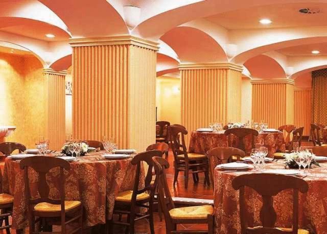 Leo Hotel Leonessa Zewnętrze zdjęcie